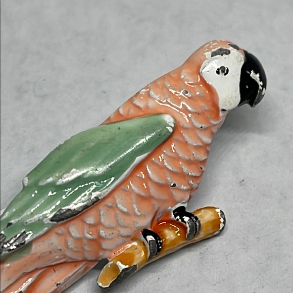 Vintage Colorful Parrot Bird brooch pin - Picture 3 of 10